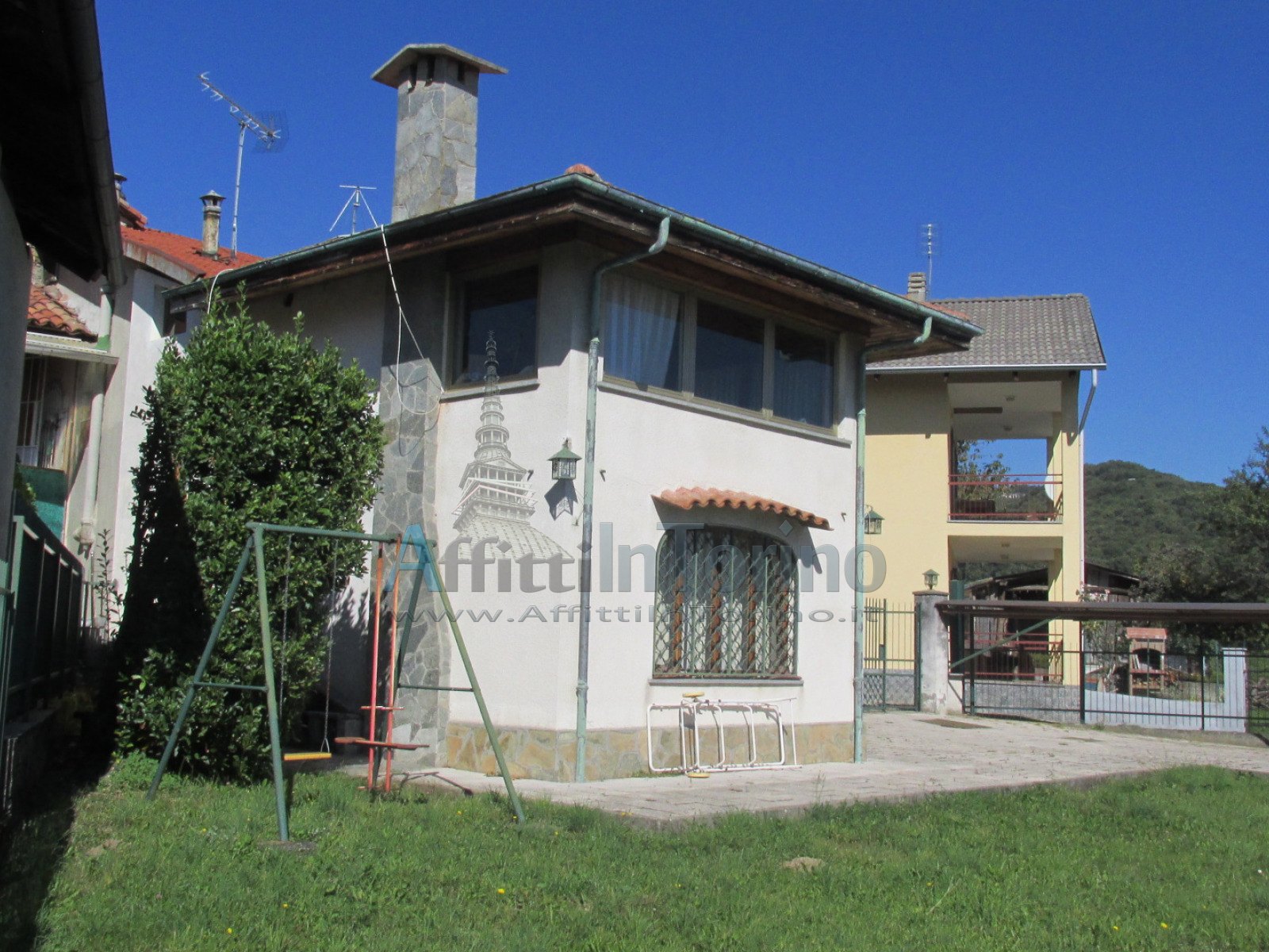 Castelnuovo Nigra Via Ubertallo iela